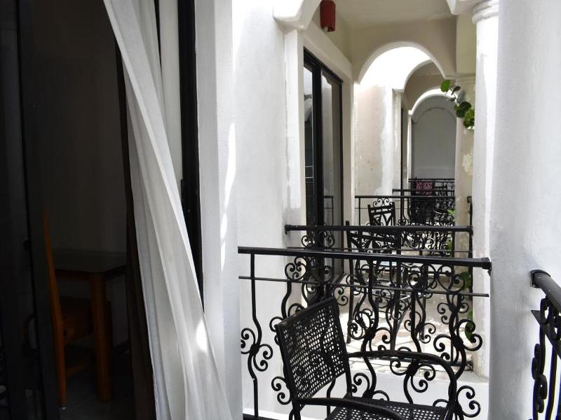 Hacienda Pardise image