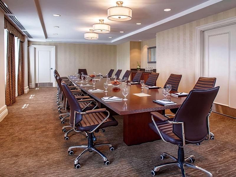 Signia By Hilton Indianapolis image