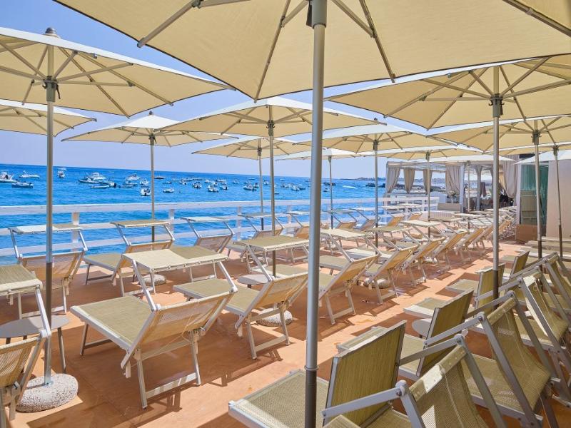 Quiete Taormina Naxos, Tapestry Collection Hilton image