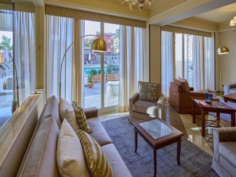Quiete Taormina Naxos, Tapestry Collection Hilton image