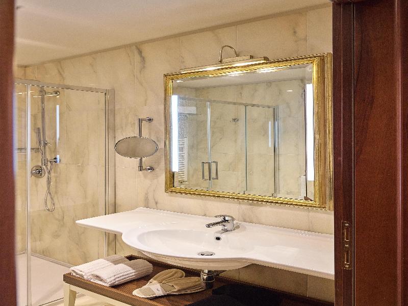 Quiete Taormina Naxos, Tapestry Collection Hilton image