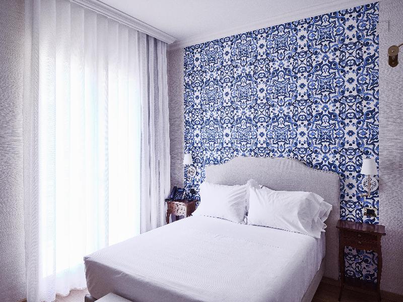 Quiete Taormina Naxos, Tapestry Collection Hilton image