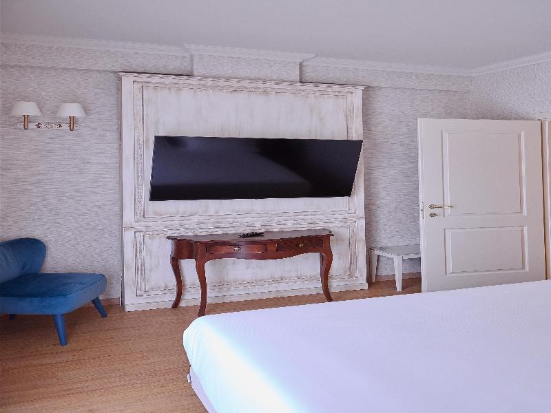 Quiete Taormina Naxos, Tapestry Collection Hilton image