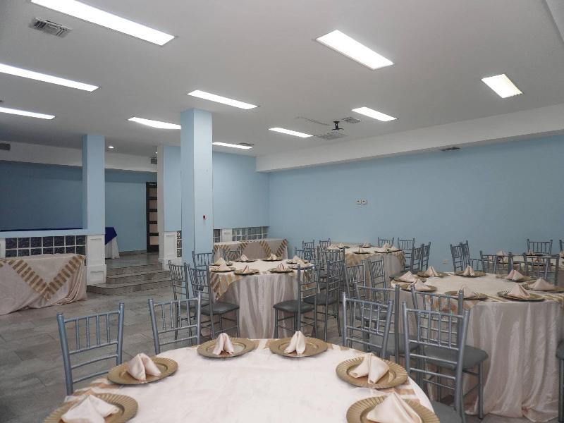 Quality Inn Piedras Negras image
