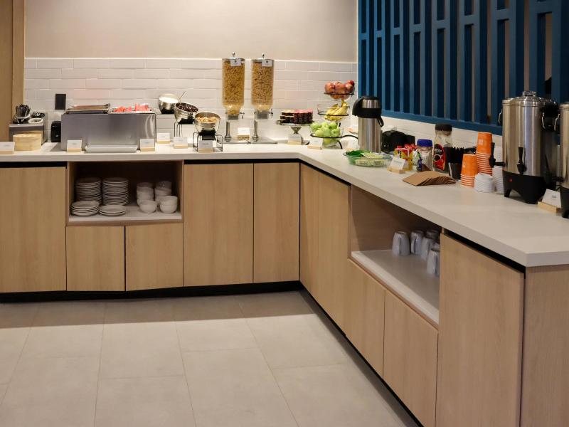 Quality Inn Piedras Negras image