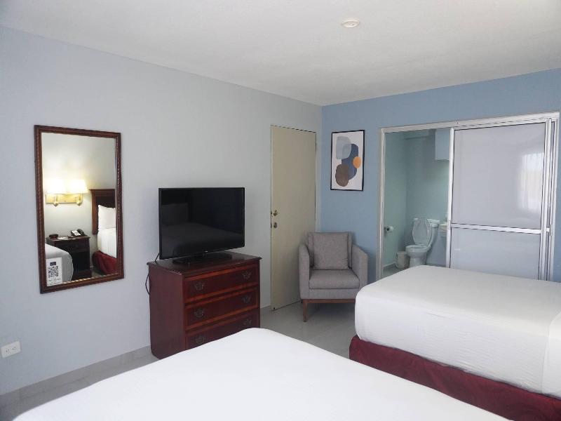 Quality Inn Piedras Negras image