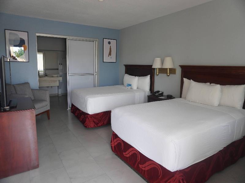 Quality Inn Piedras Negras image