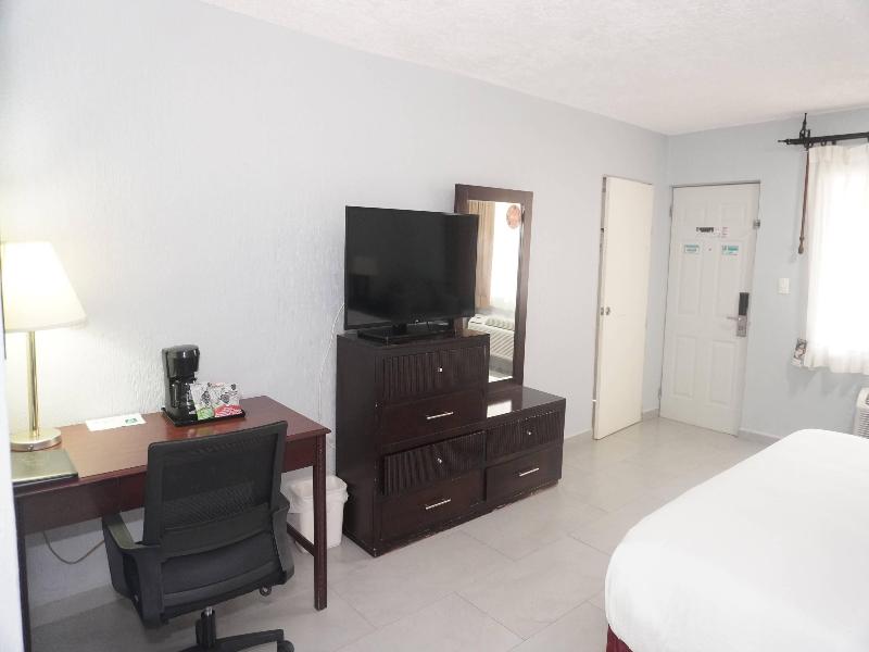 Quality Inn Piedras Negras image