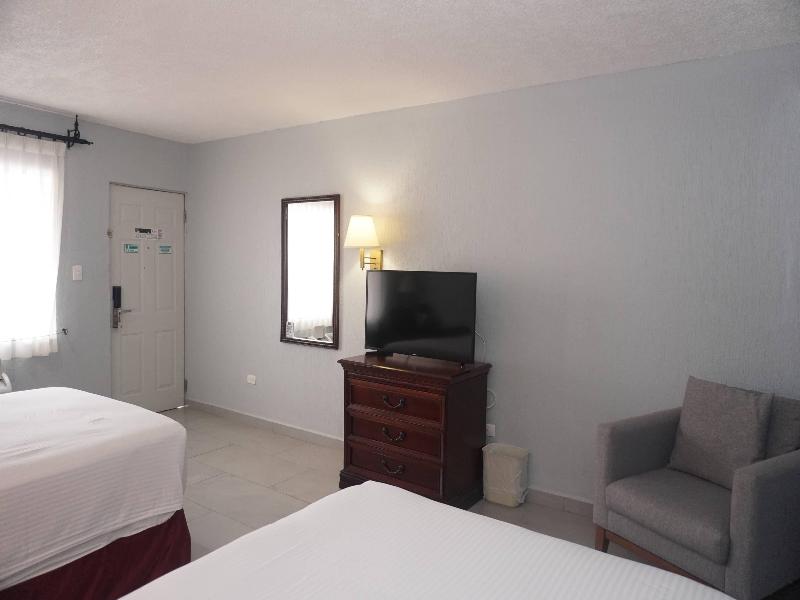 Quality Inn Piedras Negras image