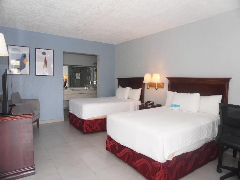 Quality Inn Piedras Negras image