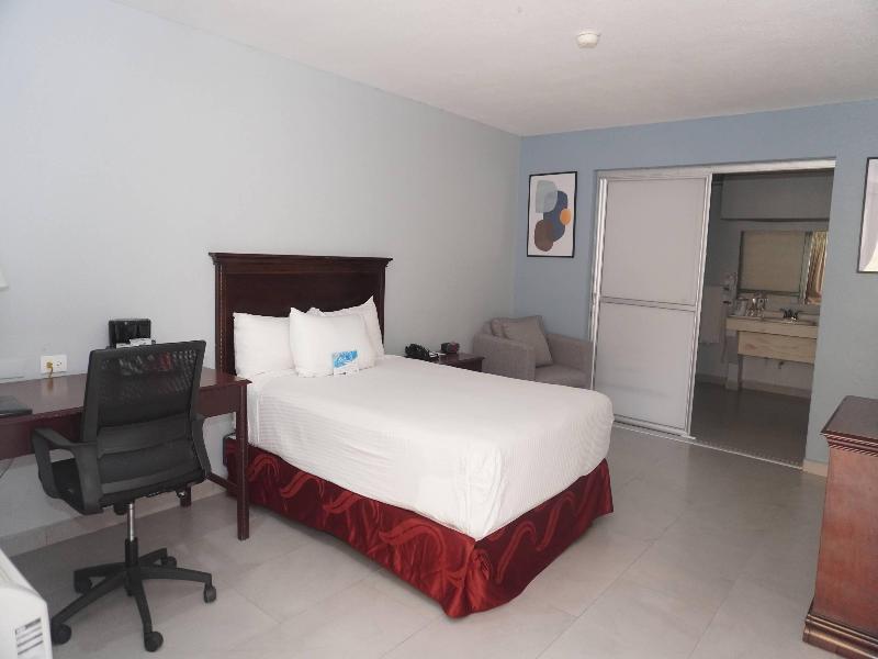 Quality Inn Piedras Negras image