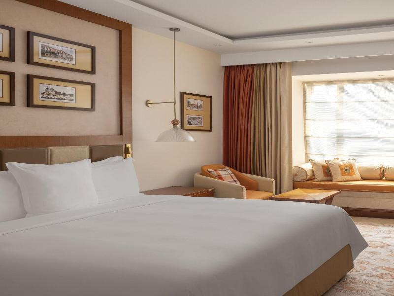 Itc Grand Central image