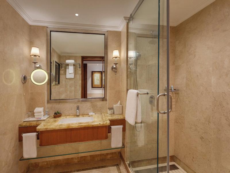 Itc Grand Central image