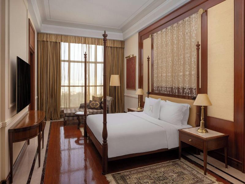 Itc Grand Central image
