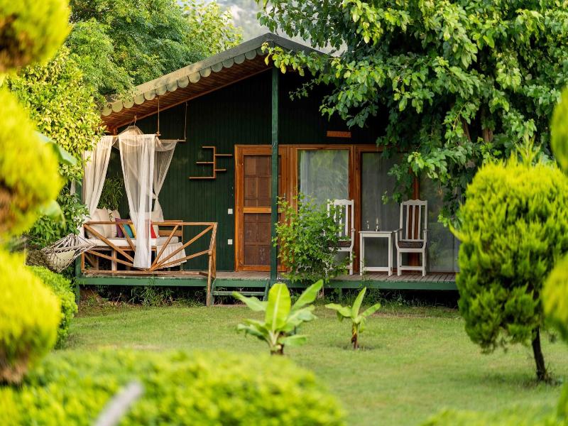 Etenna Beach Bungalows