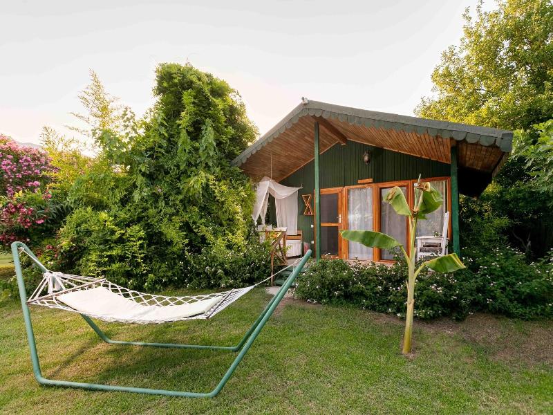 Etenna Beach Bungalows