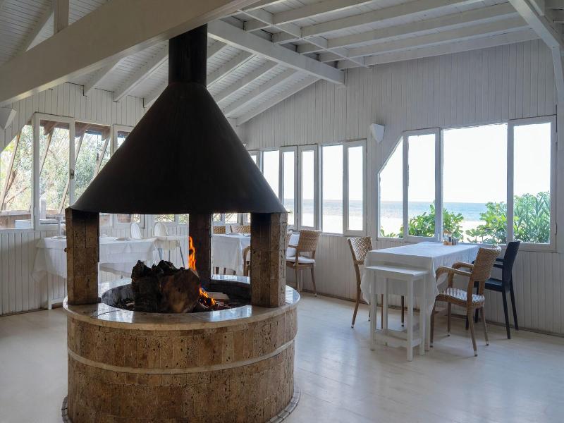 Etenna Beach Bungalows — photo 37