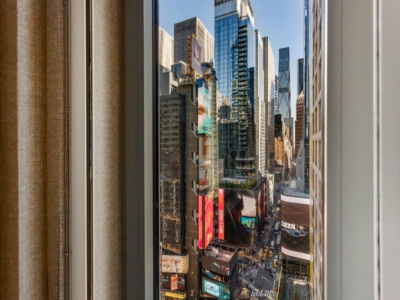 Cambria Hotel New York Times Square image
