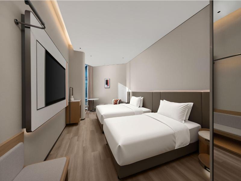 Holiday Inn Express Shanghai North Bund Riverside image