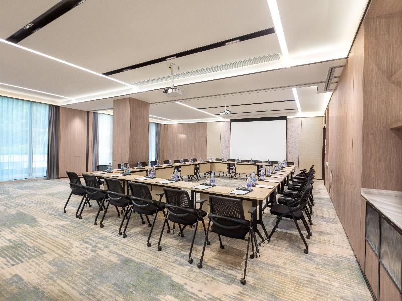 Holiday Inn Shanghai NECC by IHG image