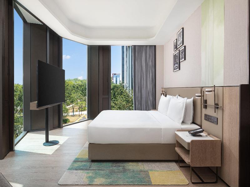 Holiday Inn Shanghai NECC by IHG image