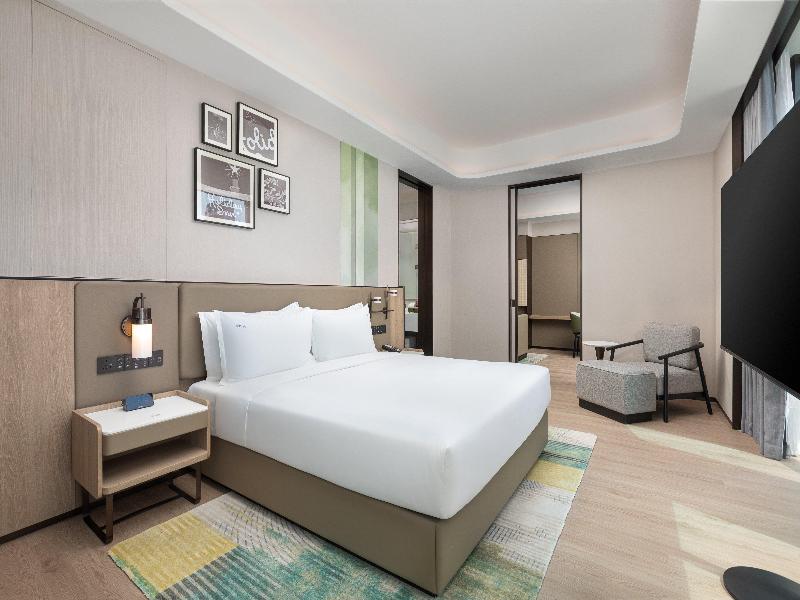 Holiday Inn Shanghai NECC by IHG image