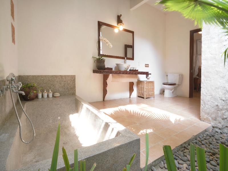 Ho Tram Beach Boutique Resort & Spa image
