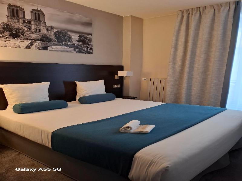 room detail thumbnail 0