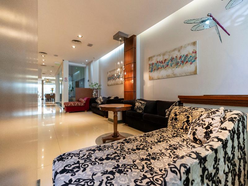 Blank Hotel Recoleta image