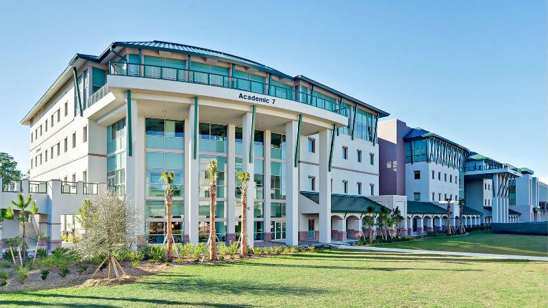 Crowne Plaza Fort Myers Gulf Coast