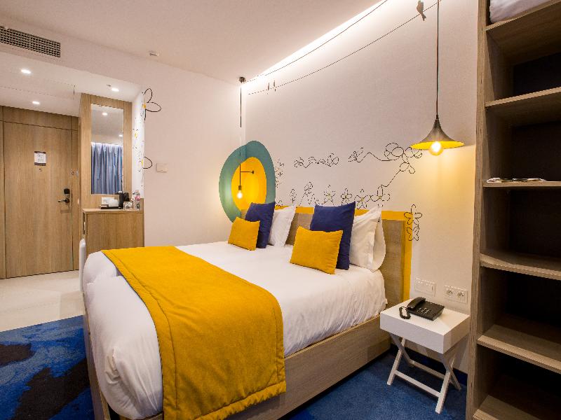 room detail thumbnail 0