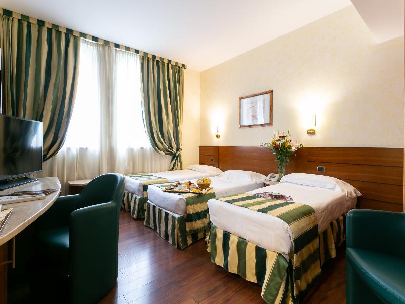 c-hotels Mirage image