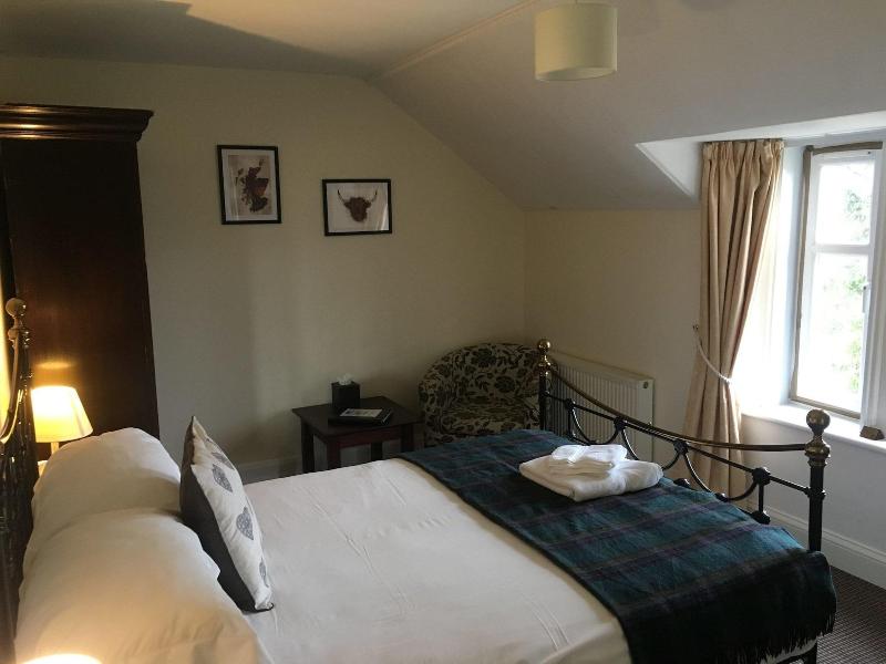 Loch Shiel House Hotel — view
