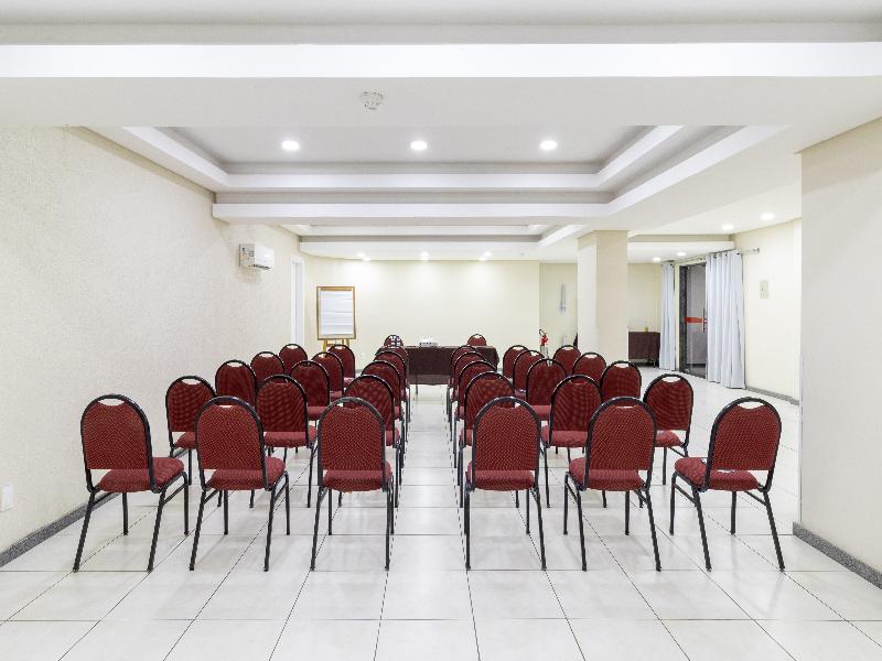 Hotel Golden Park Recife By Nacional Inn image