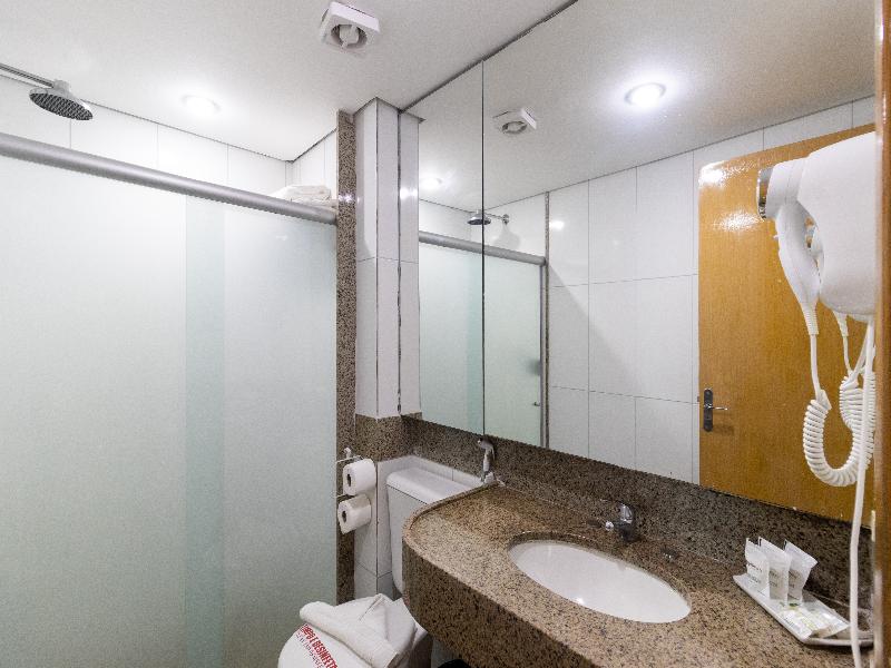 Hotel Golden Park Recife By Nacional Inn image