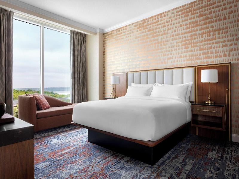 Gaylord National Resort & Convention Center image