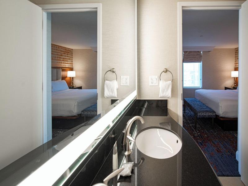 Gaylord National Resort & Convention Center image