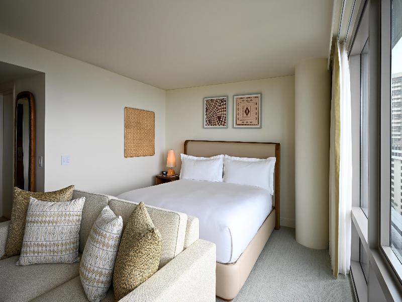 Ka La‘i Waikiki Beach, LXR Hotels & Resorts image
