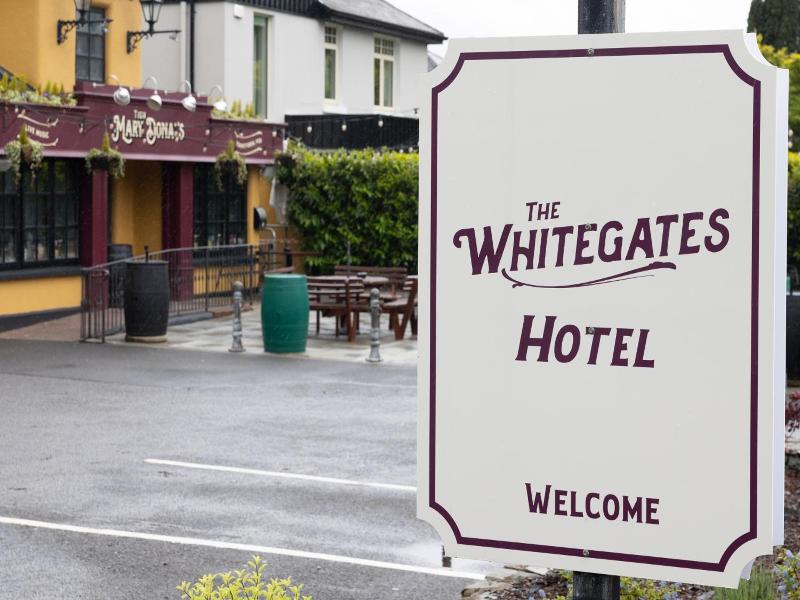 Whitegates Traditional Pub & Accommodation image