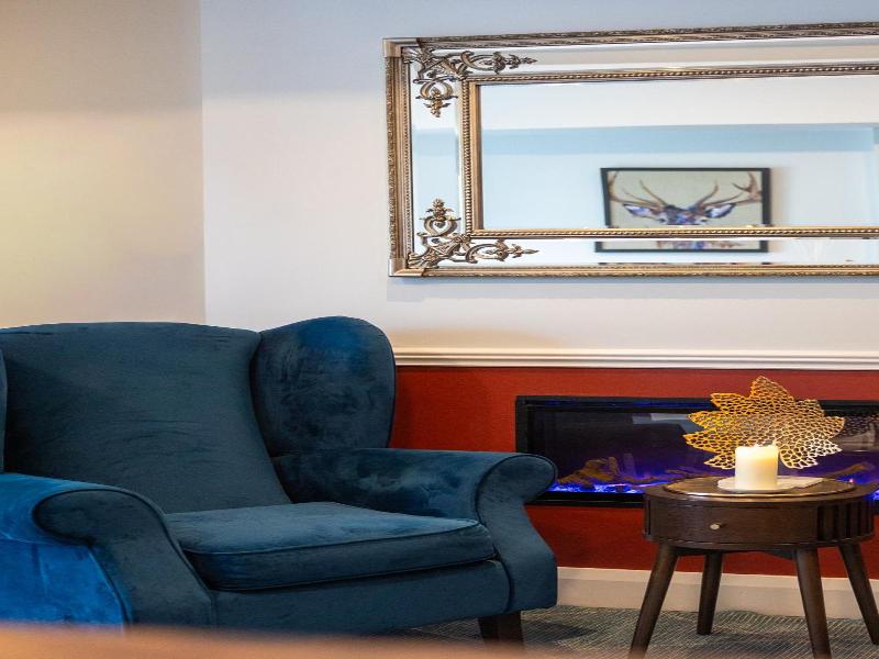 Whitegates Traditional Pub & Accommodation image