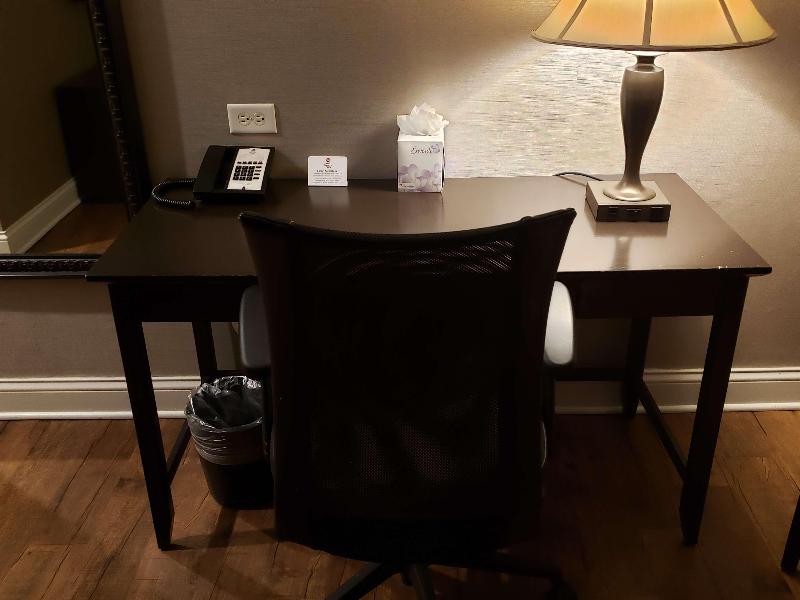 Best Western Plus Hawthorne Terrace Hotel image