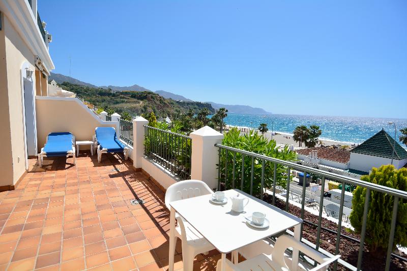 Apartamentos HC Burriana Playa image
