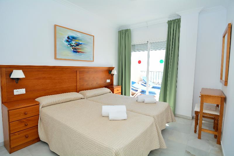 Apartamentos HC Burriana Playa image