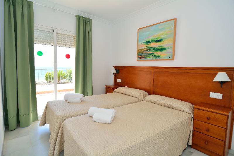 Apartamentos HC Burriana Playa image