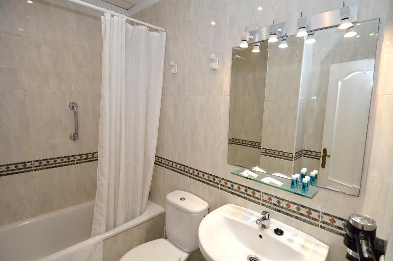 Apartamentos HC Burriana Playa image