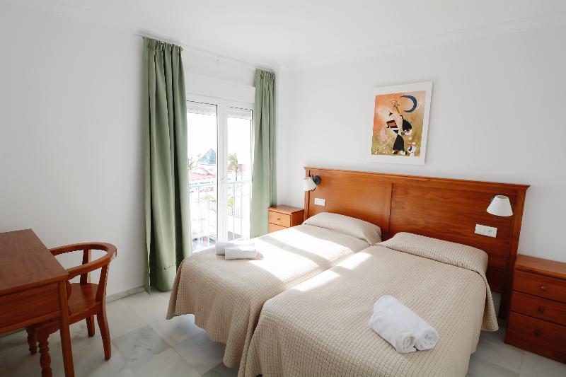 Apartamentos HC Burriana Playa image