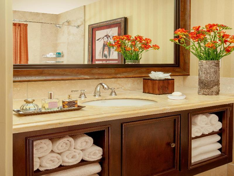 Rustic Inn at Jackson Hole