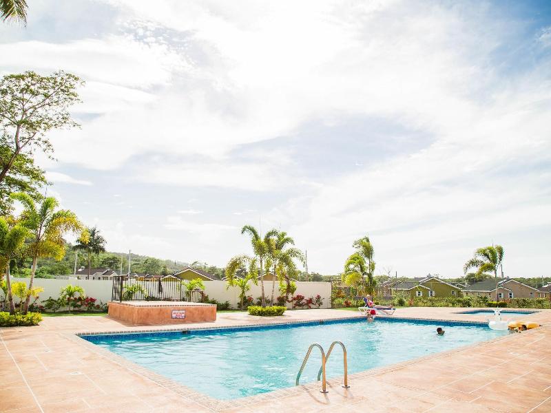 La Casa De Playa Ocho Rios image