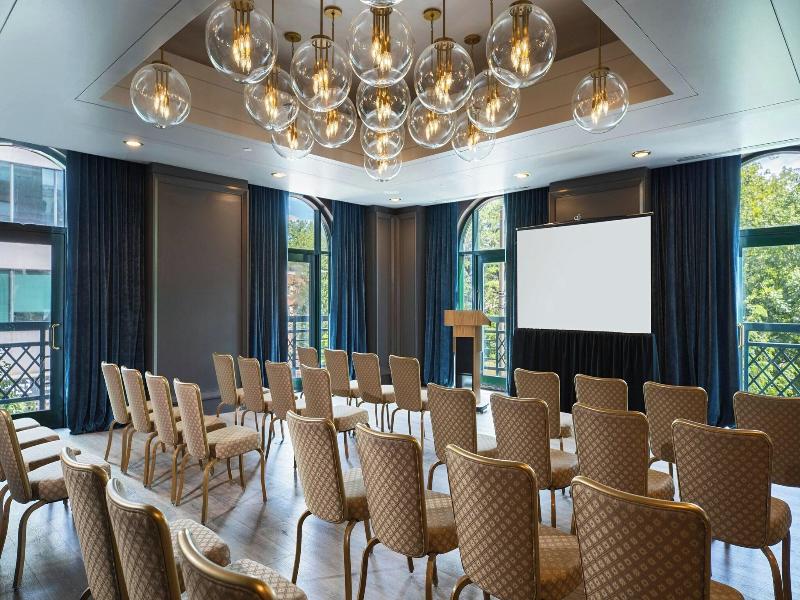 Renaissance Philadelphia Downtown Hotel image