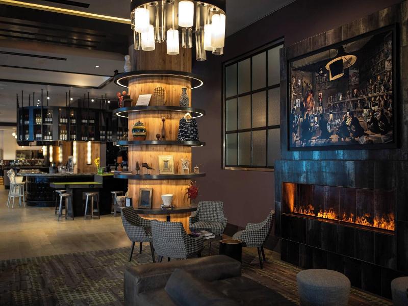 Renaissance Philadelphia Downtown Hotel image